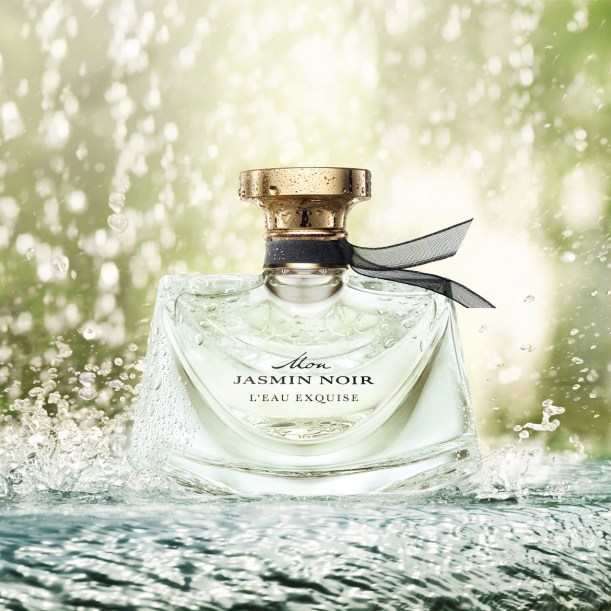 000001_PressKit_Eau_Exquise_booklet_usb_card_MJN Cartella Stampa005.tif