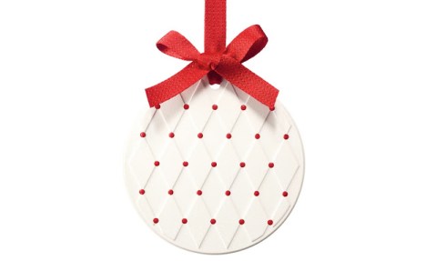 jo-malone-london-christmas-collections_scented-ornament